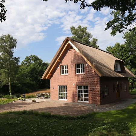 Reetdachhaus In Der Bremer Schweiz Экстерьер фото