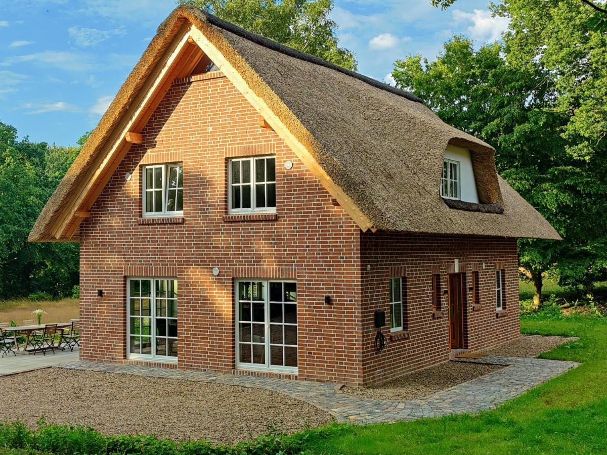 Reetdachhaus In Der Bremer Schweiz Экстерьер фото